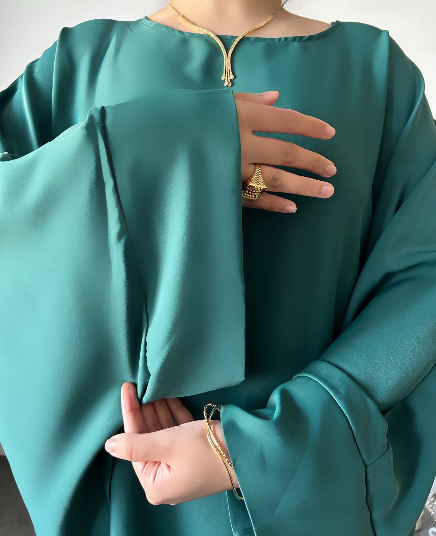 Abaya papillon avec voile